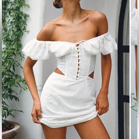 Sabo Skirt: Azzurra Cutout Dress - Picture 3 of 7